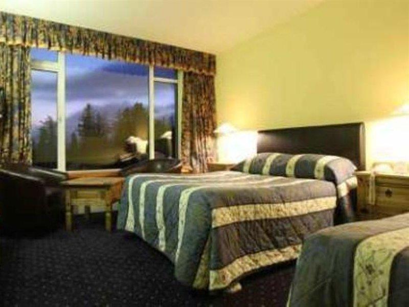 Connemara Gateway Hotel Oughterard Ngoại thất bức ảnh